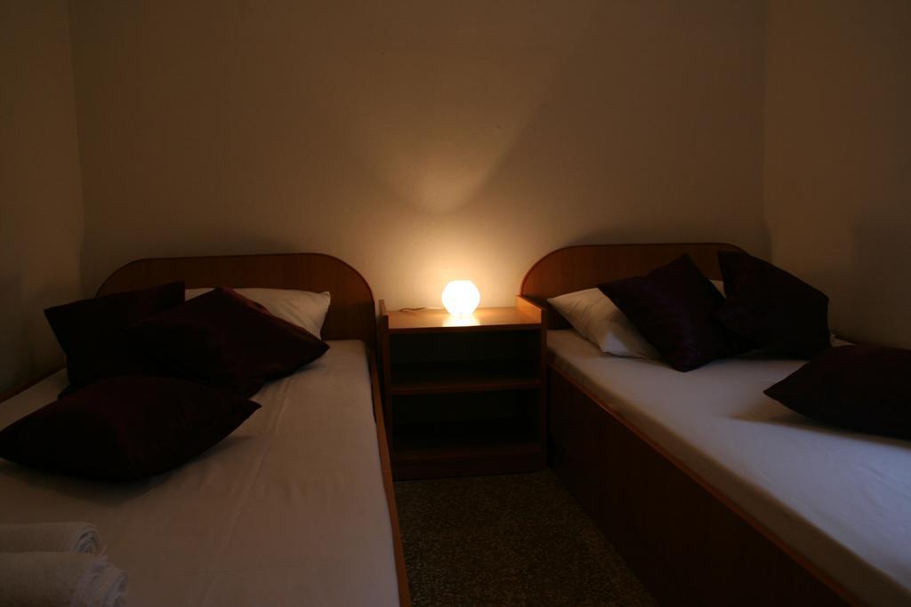 Apartments Rotim Zaostrog Zimmer foto